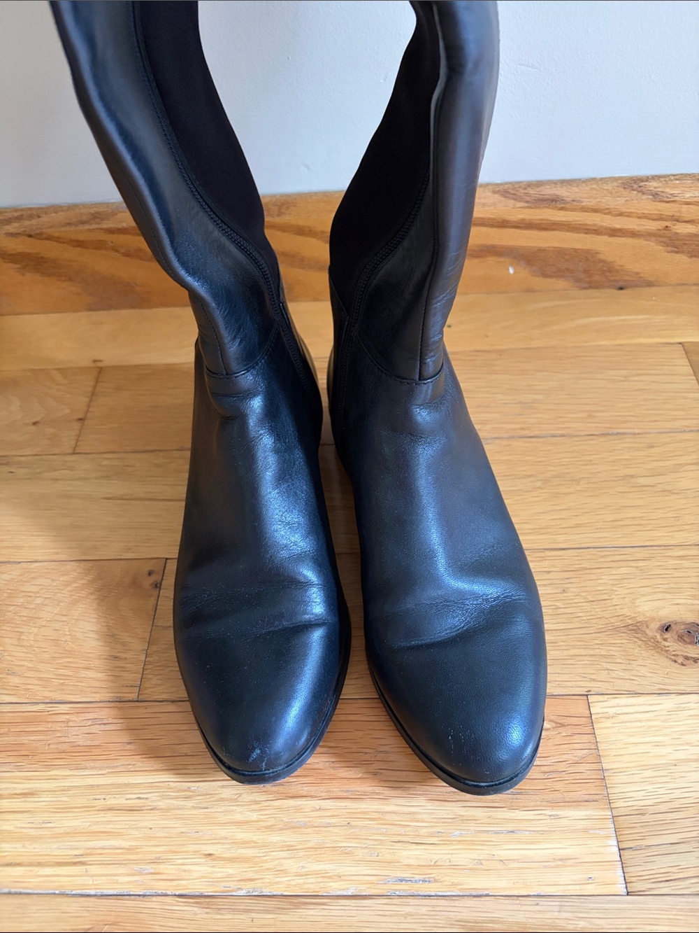 Michael Kors Black Leather and Stretch-Back Knee Boots - Picture 2 of 3